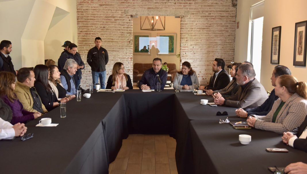 Trabaja Toño Astiazarán para convertir a Hermosillo en la ciudad solar sustentable