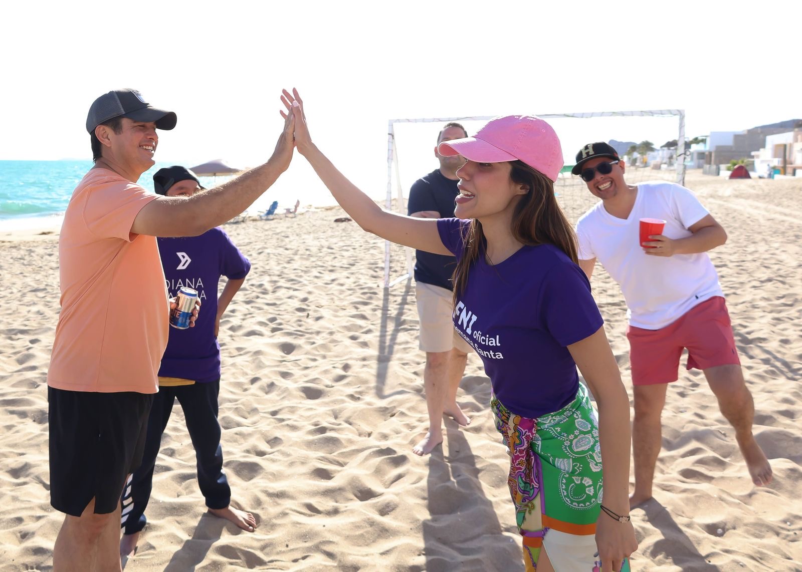 Las noticias al momento - Diana Karina en Bahía de Kino - Lleva Diana Karina Barreras, jornada de limpieza y eventos familiares deportivos a Bahia de Kino