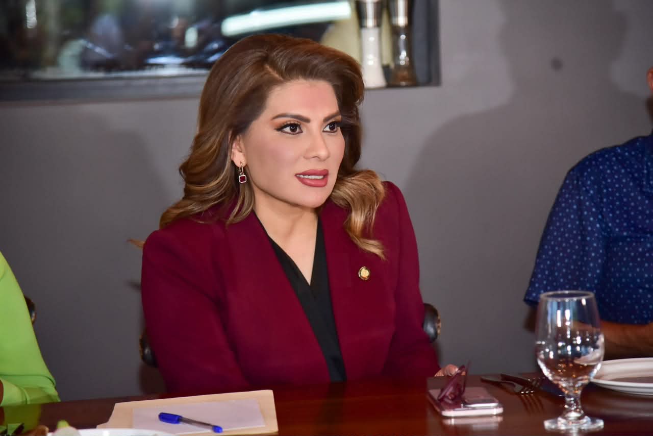 Invita Lorenia Valles a su segundo informe legislativo