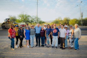 Supervisa Toño Astiazarán con vecinos recarpeteo del bulevar Progreso
