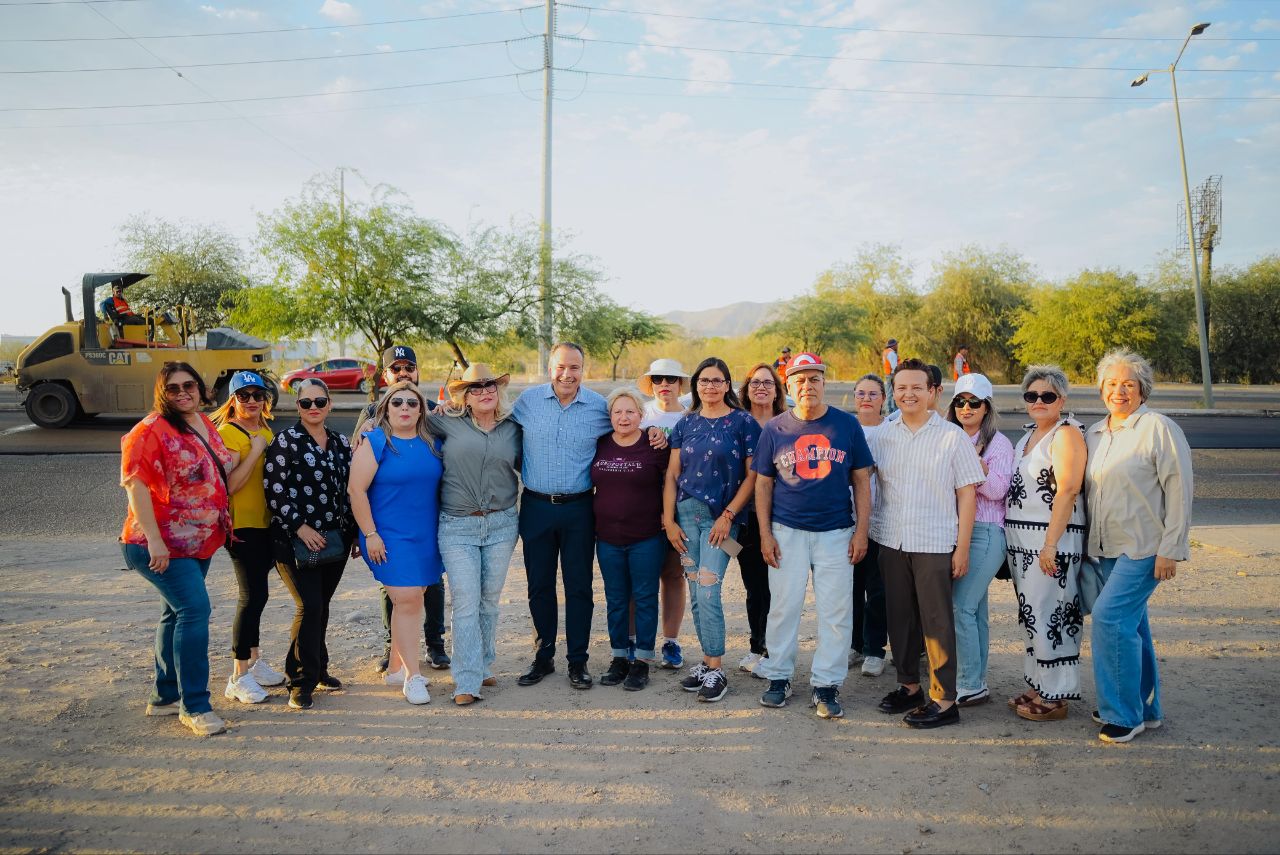 Supervisa Toño Astiazarán con vecinos recarpeteo del bulevar Progreso