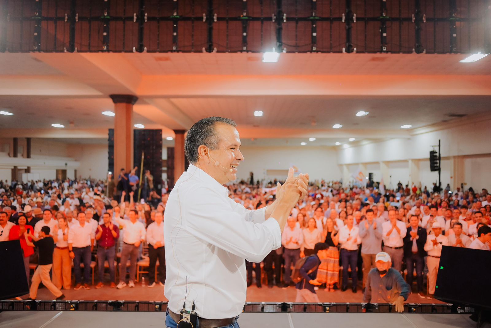 Yo sí le entro, yo sí voy: Toño Astiazarán
