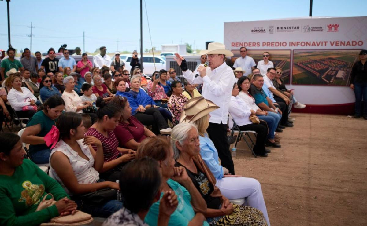 Supervisa Durazo construcción de viviendas del Bienestar en Navojoa
