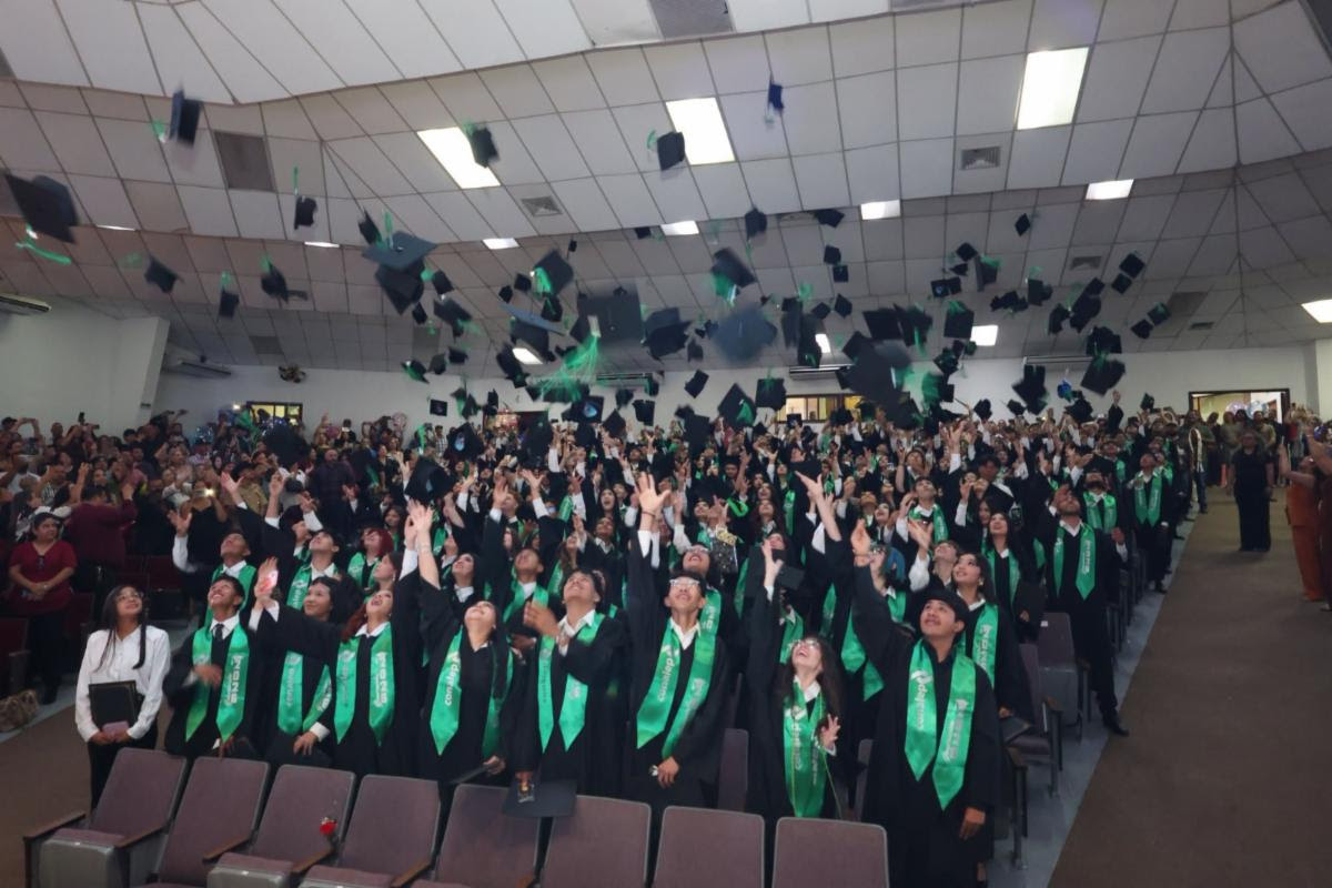 Egresan más de 3 mil estudiantes de Conalep Sonora