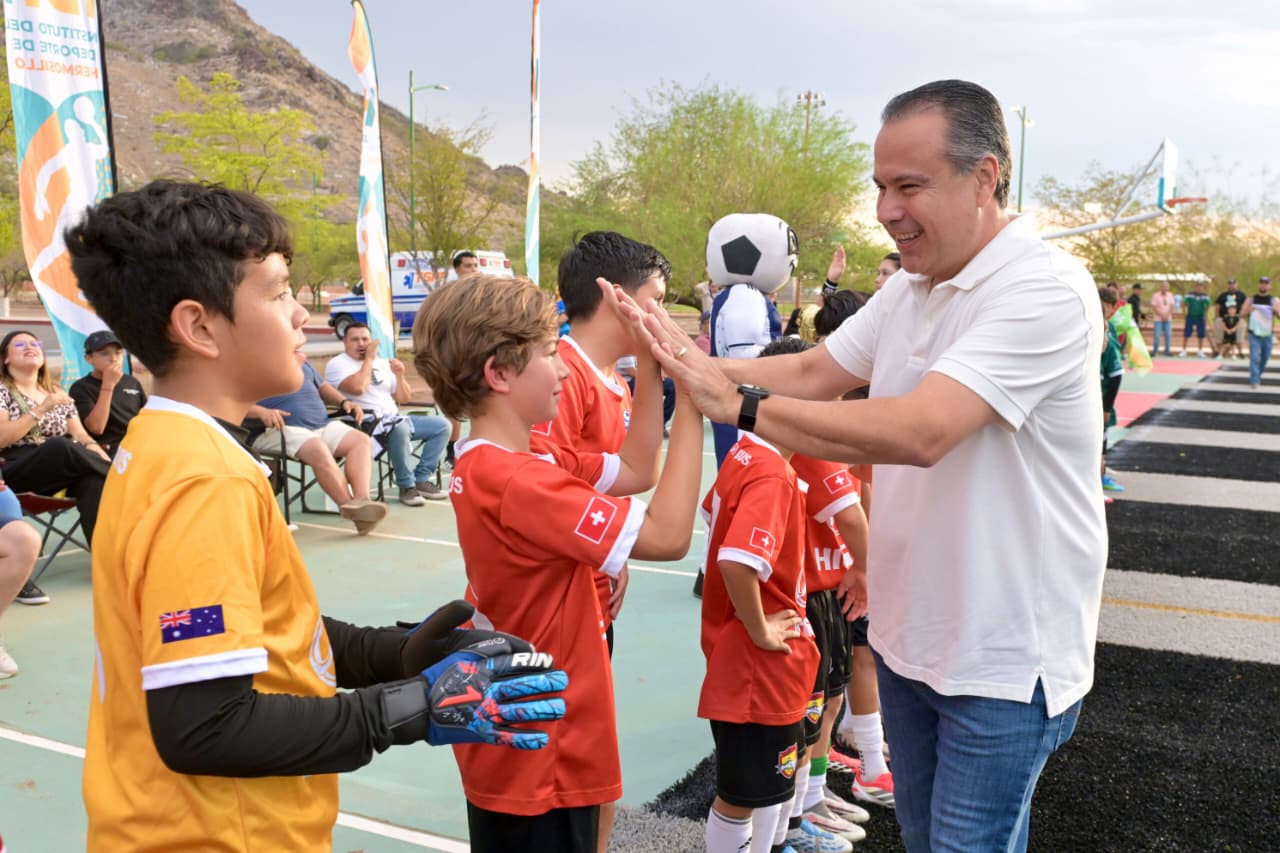 Celebra Toño Astiazarán cierre del torneo de futbol “El Mundialito H”