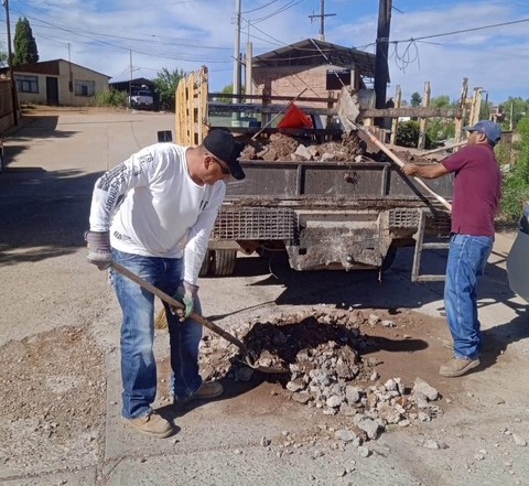 Concluyen trabajos de bacheo en la colonia Ayuntamiento