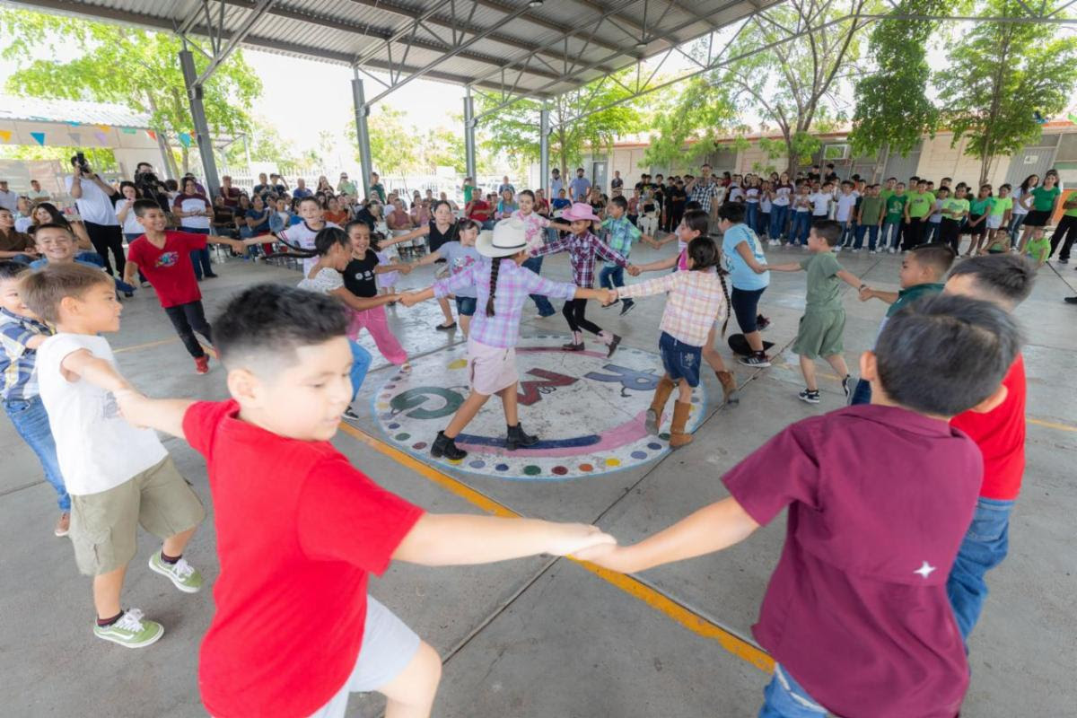 Concluyen con éxito los Centros de Bienestar Juvenil de Verano