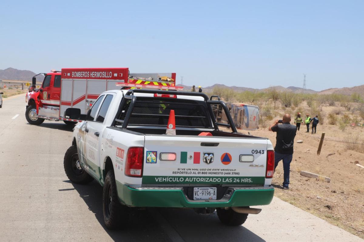Atienden Protección Civil y cuerpos de emergencia accidente de autobús