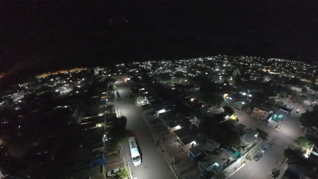 Rehabilita Ayuntamiento de Guaymas 120 luminarias en colonias Ocotillo 1 y 2