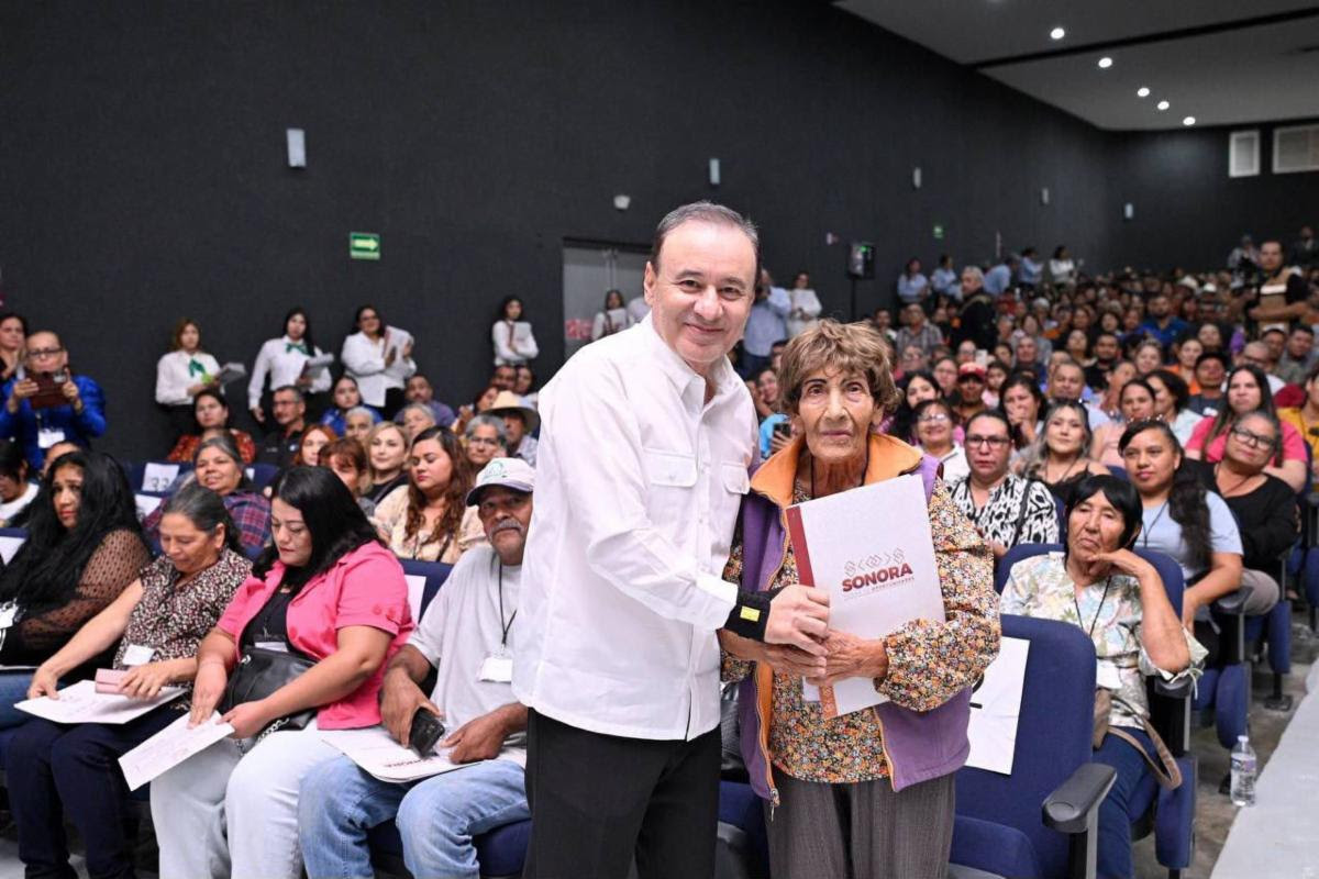 Garantizan Durazo y Sheinbaum certeza patrimonial; cancelan hipoteca a más de 500 familias