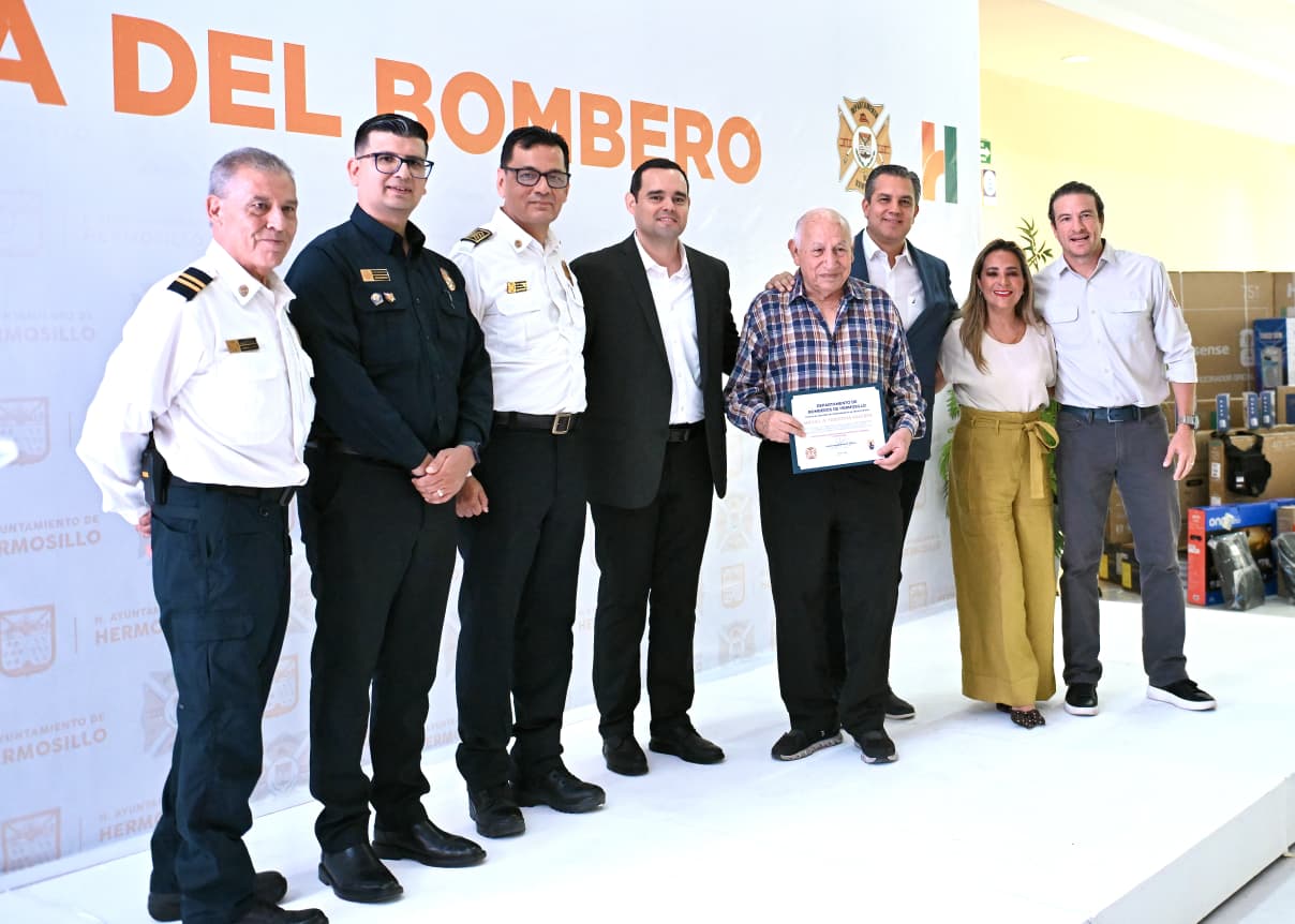 Reconoce Ayuntamiento labor y entrega de integrantes del Departamento de Bomberos