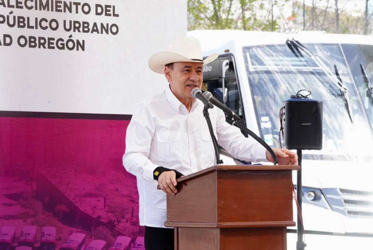 Cumple Durazo a Ciudad Obregón; entrega nuevas unidades de transporte urbano