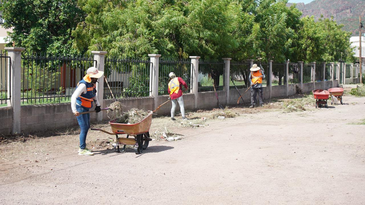 Inicia Ayuntamiento de Guaymas jornada de limpieza y rehabilitación en Las Palmas