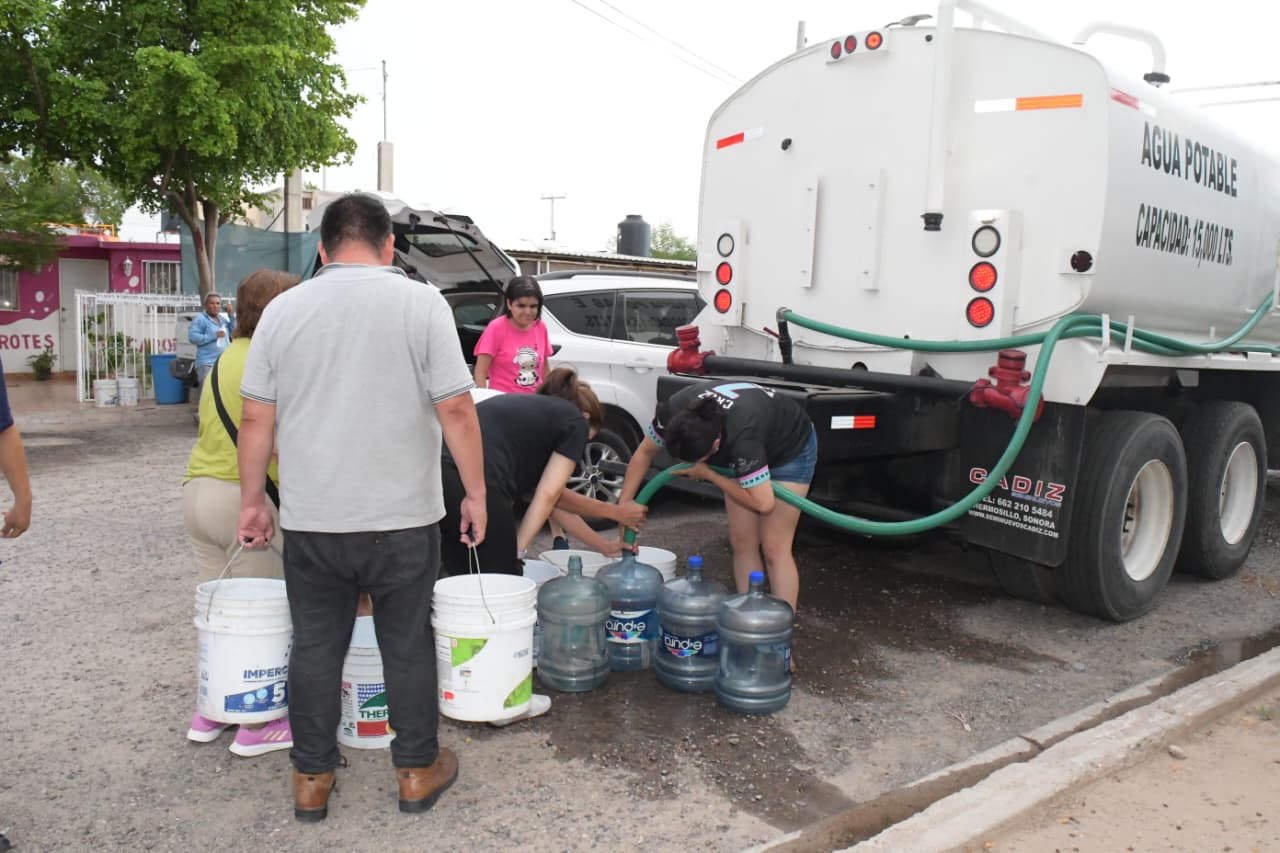 Continúa AguaH con programa emergente para abastecer agua con pipas