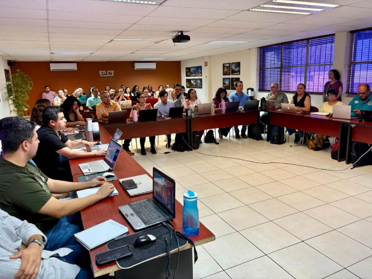 Actualizará Gobierno de Sonora materiales educativos de Cobach