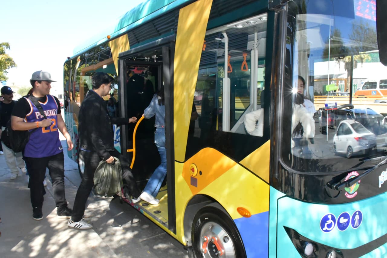 Impulsa Toño Astiazarán transporte eléctrico gratuito para más de 2 mil 500 estudiantes