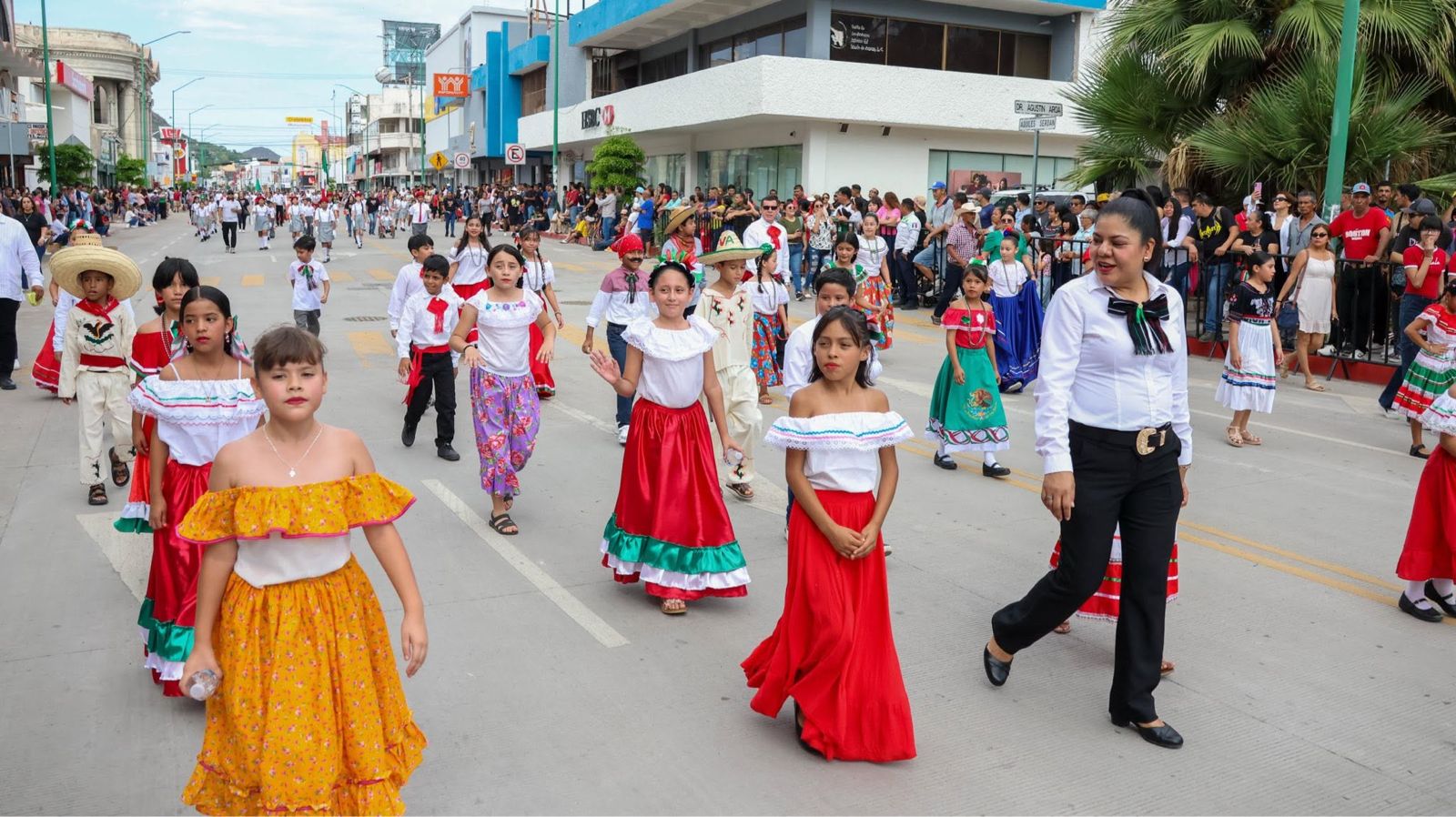 Convoca Ayuntamiento de Guaymas al desfile conmemorativo de la Independencia