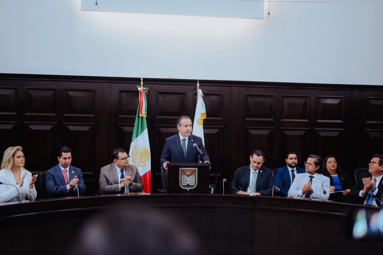 Presenta Toño Astiazarán segundo informe ante Cabildo con grandes avances y trabajo en equipo con ciudadanos