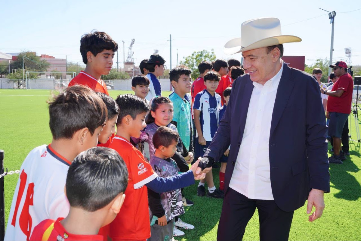 Transforma Gobernador municipios; invierte 300 millones en infraestructura social y deportiva