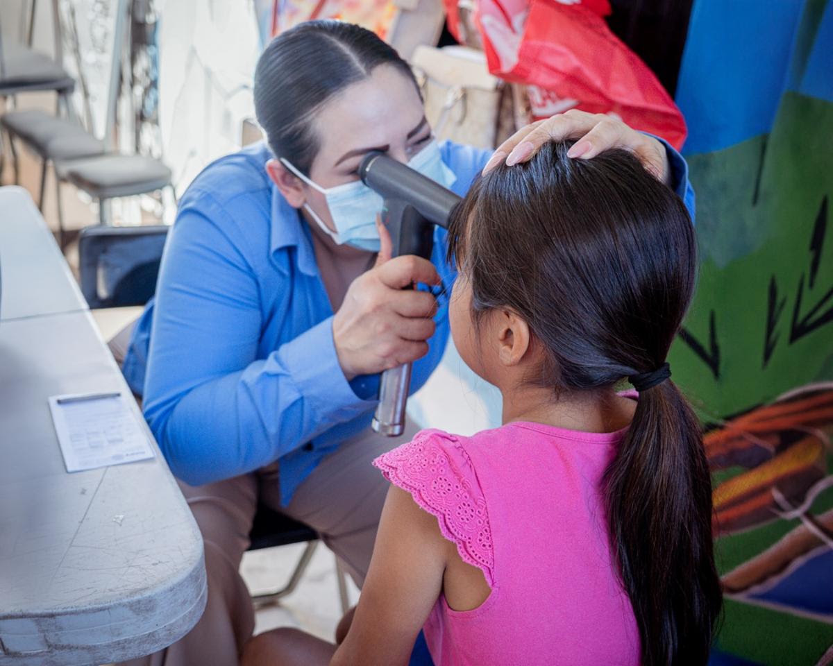 Acerca Gobierno de Sonora servicios de salud visual a la niñez
