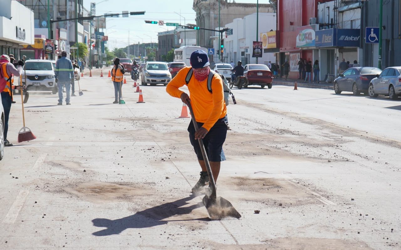 Avanza Ayuntamiento de Guaymas con limpieza de la ciudad tras lluvias de “Polo”