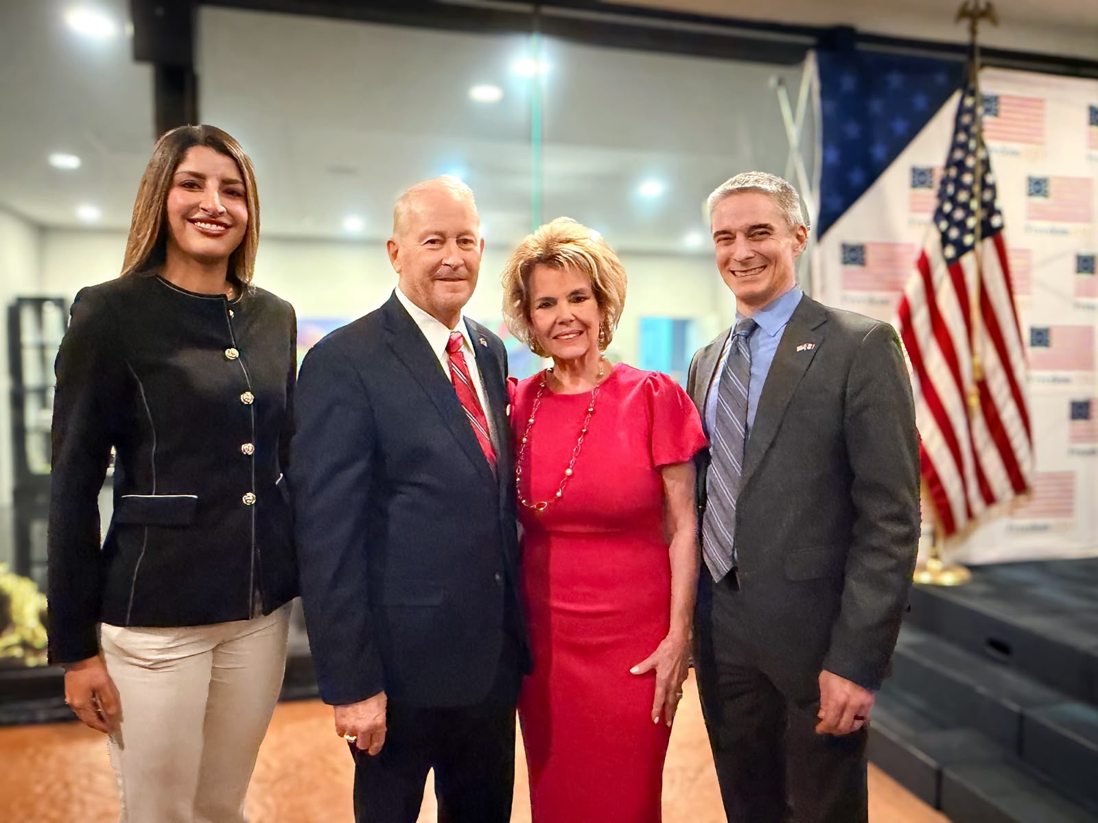 Gobernador Durazo fortalece interlocución de Sonora con Estados Unidos; Paulina Ocaña se reúne con embajador Ronald Johnson