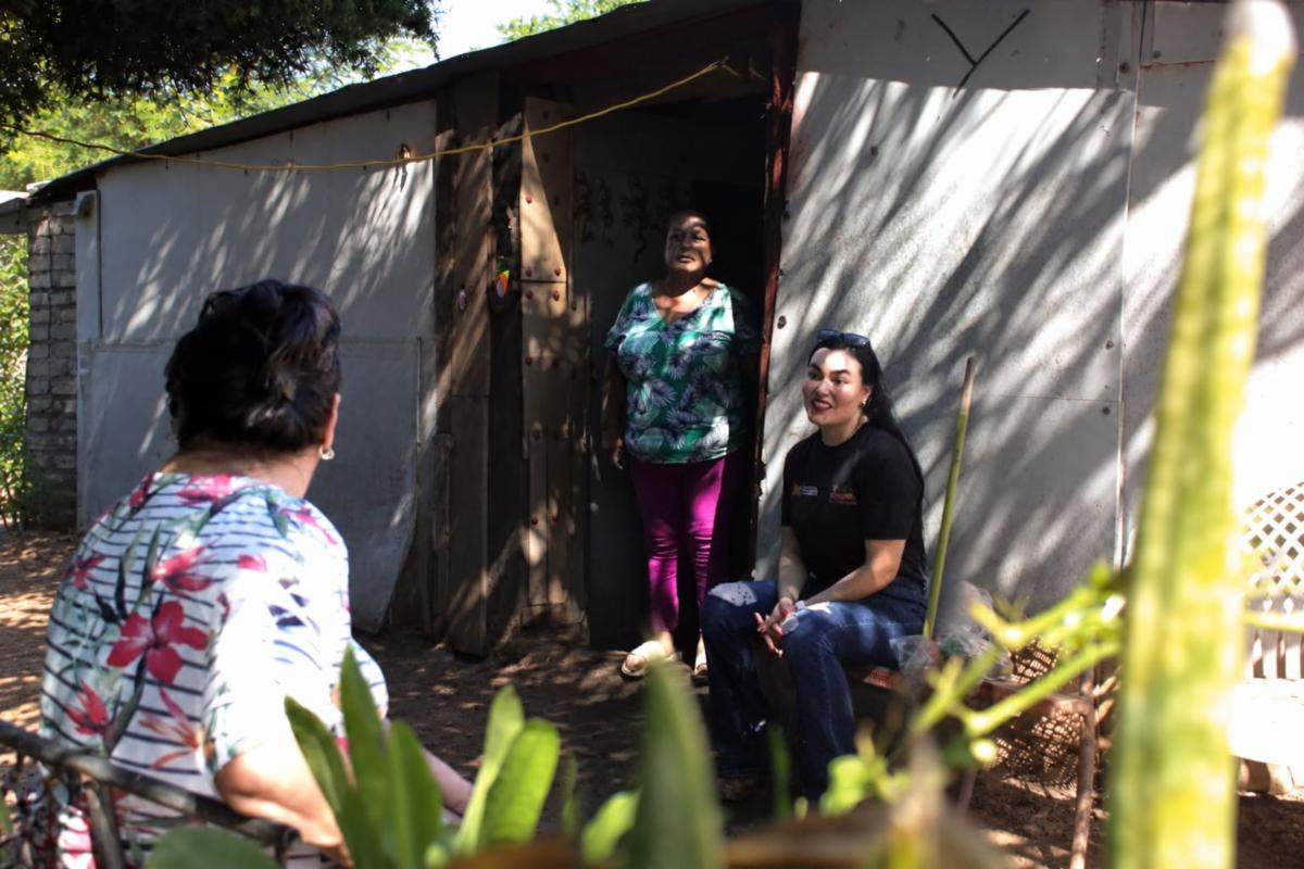 Brinda Gobierno de Sonora apoyo a damnificados por lluvias en Cruz de Piedra, Empalme