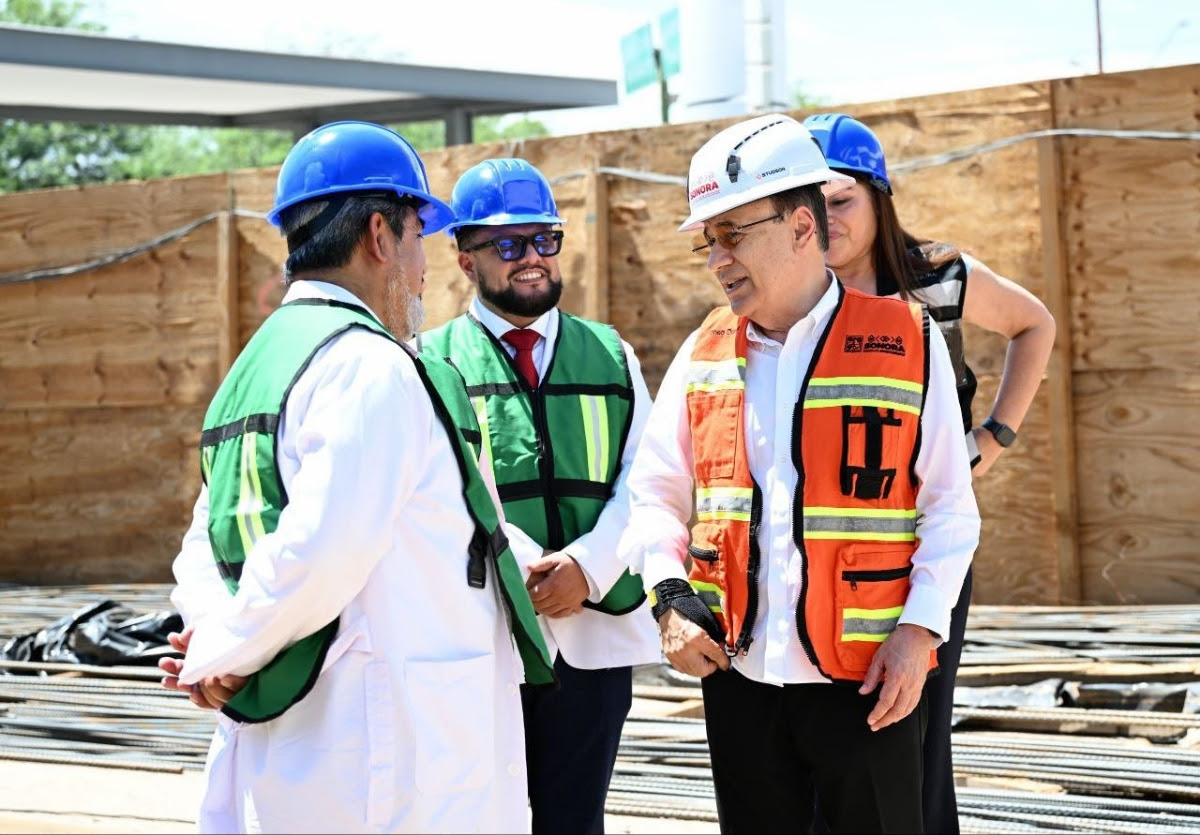 Supervisa Gobernador construcción del Centro de Simulación Clínica del Hospital Universitario