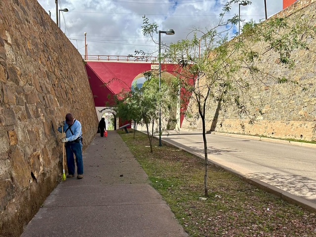 Trabaja Ayuntamiento por un Cananea más limpio