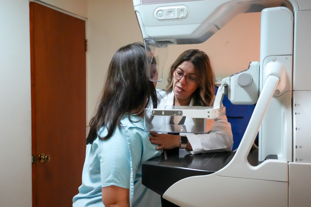 Llama Secretaría de Salud a la detección oportuna del cáncer de mama